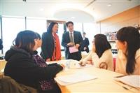 香港經濟貿易文化辦事處主任來校探視港生