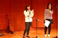 國際大使團邀請外籍生一起表演唱歌、演奏樂器