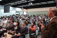 邀請台灣經濟研究院院長林建甫來校演講「世界經濟趨勢與臺灣的機會」