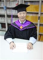 【畢業特刊81歲國際研究學院戰略所碩士王榮慶