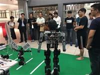 周憶參訪本校智慧自動化與機器人中心