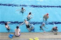 體育處與鄧公國小舉辦游泳教學活動