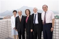Renowned futurist, Dr. Arthur Shostak (second from the right) and his wife, Lynn Seng (third from the right) visited TKU and met with the Founder, Dr. Clement Chang (fourth from the right) last week.
