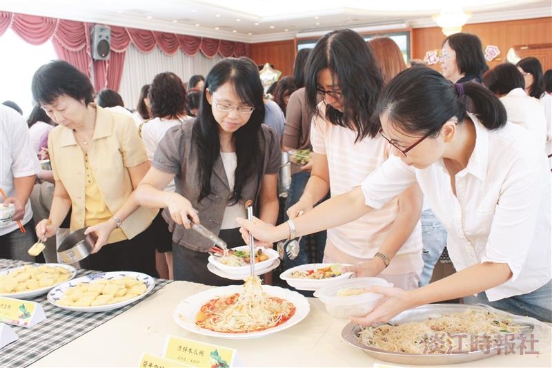 Female Faculty Alliance Celebrates Teacher’s Day