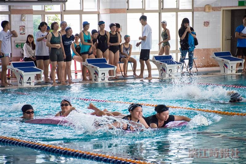 本校游泳館恢復水域相關課程使用