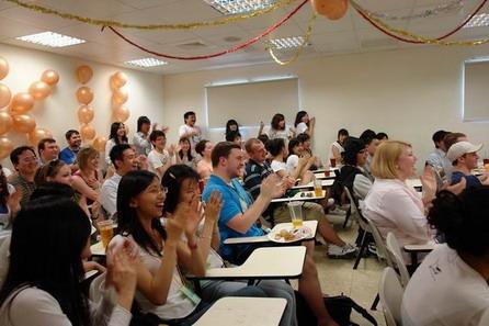 Teachers and students of the Sister University of WSU visited Tamkang. Sophomore students of Dept. of International Trade held a welcome party for the guests, with dances and various local delicacies.