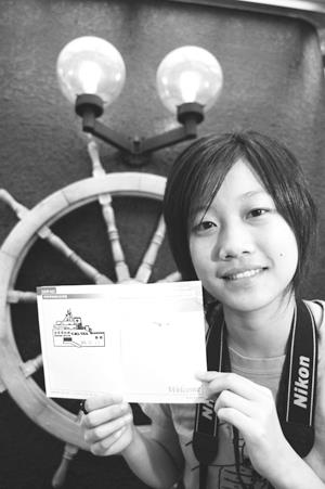 參觀完海博館珍貴的船隻模型，可以在藝術護照上加蓋一枚紀念章。