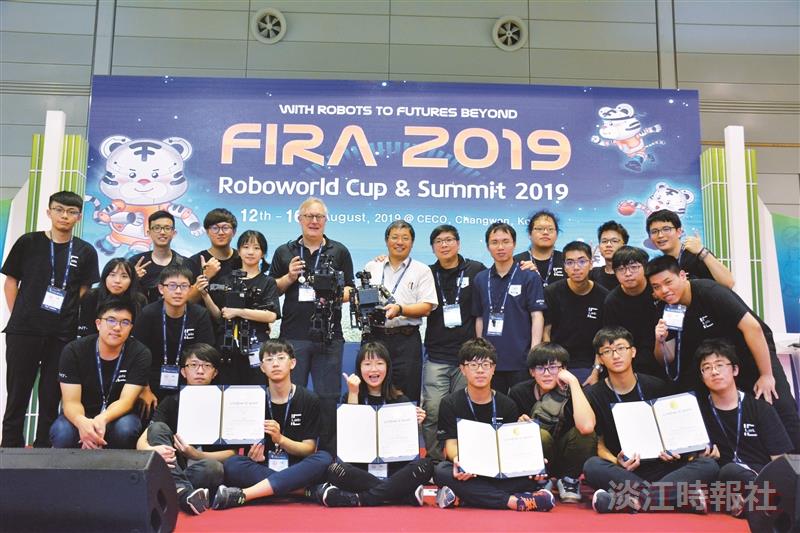 淡江團隊世界盃機器人大賽（FIRA）奪七金