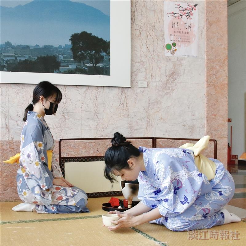日本文化研究社舉辦「卯月、花時」茶會：向老師奉茶感謝教導，並體驗日本茶道文化