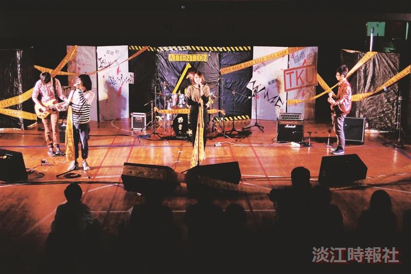 西音社在活動中心舉行成果發表，將舞臺「搬」到臺下，讓全場一起Rock。（圖／西音社提供）